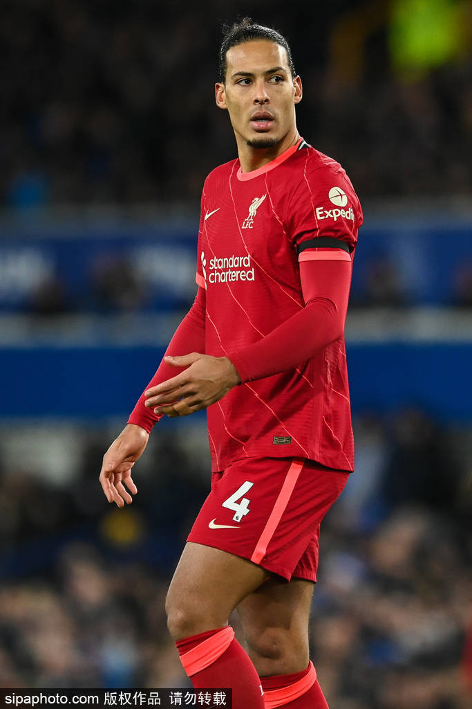 荷兰队羸弱表现，摆正态度争取胜利的简单介绍